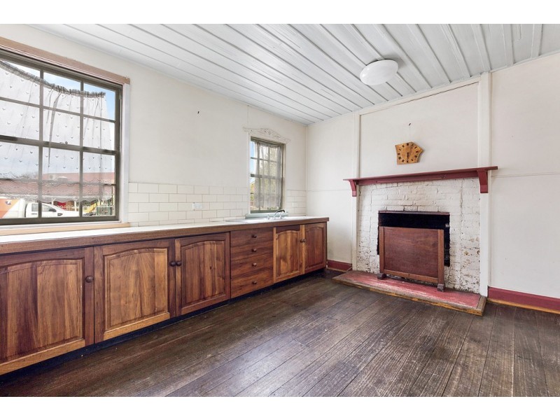 24 Howick Street, Longford TAS 7301