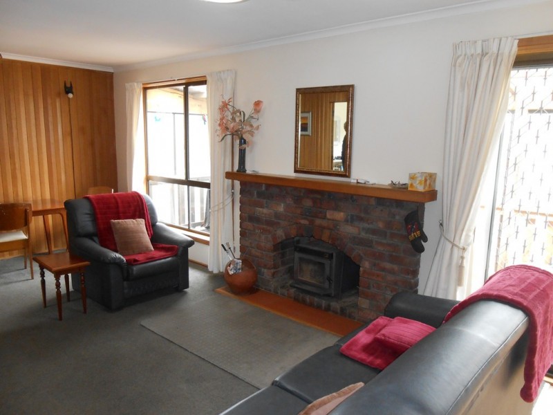 18 Lakeview Road, Cramps Bay TAS 7030