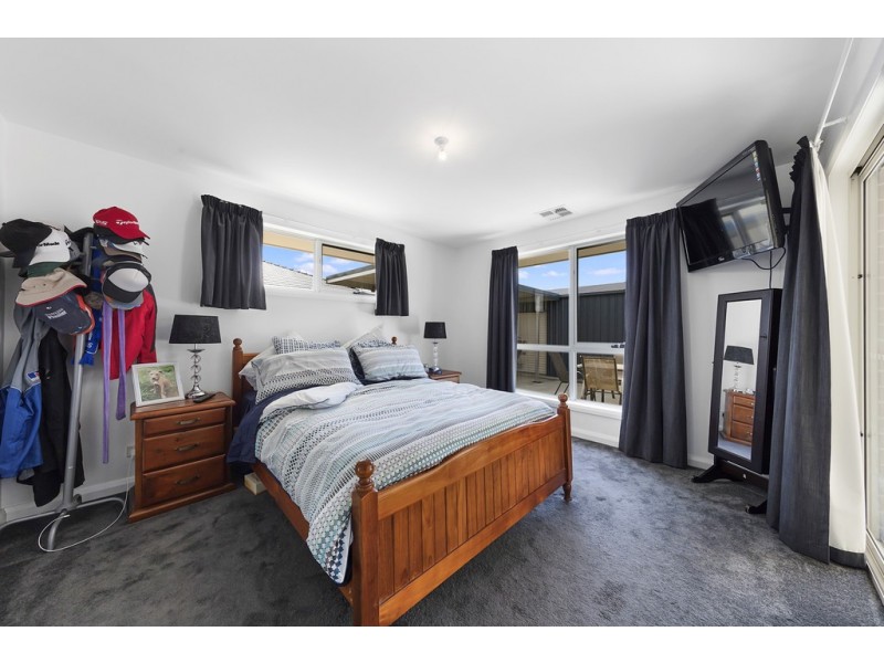 6 Lach Dar Court, Longford TAS 7301