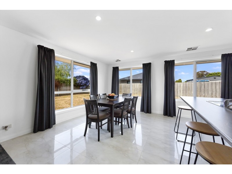 6 Lach Dar Court, Longford TAS 7301