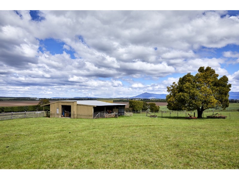 1 Saundridge Road, Cressy TAS 7302