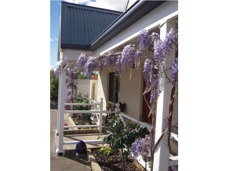 10 Acacia Drive, Perth TAS 7300