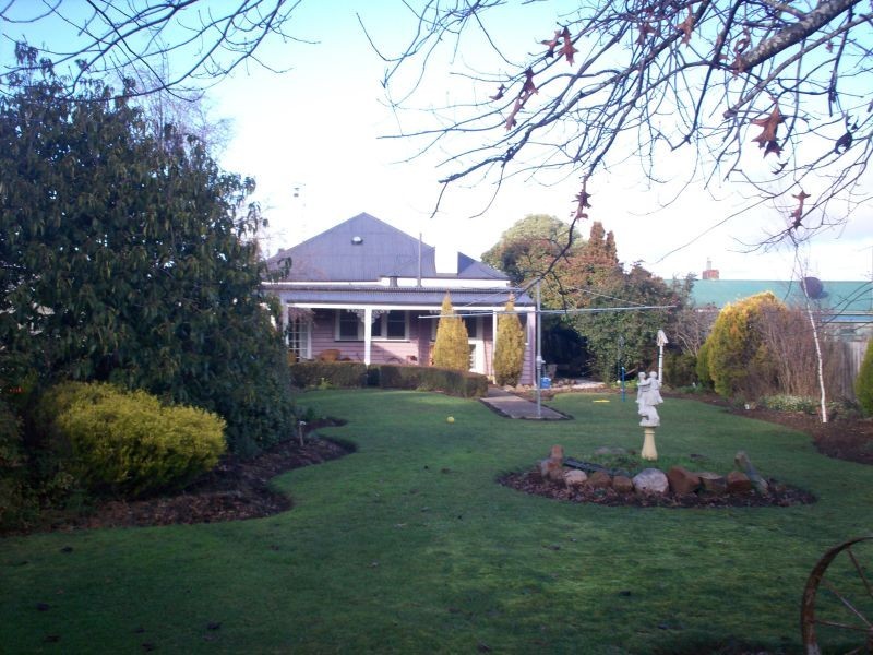 2 Church Street, Cressy TAS 7302