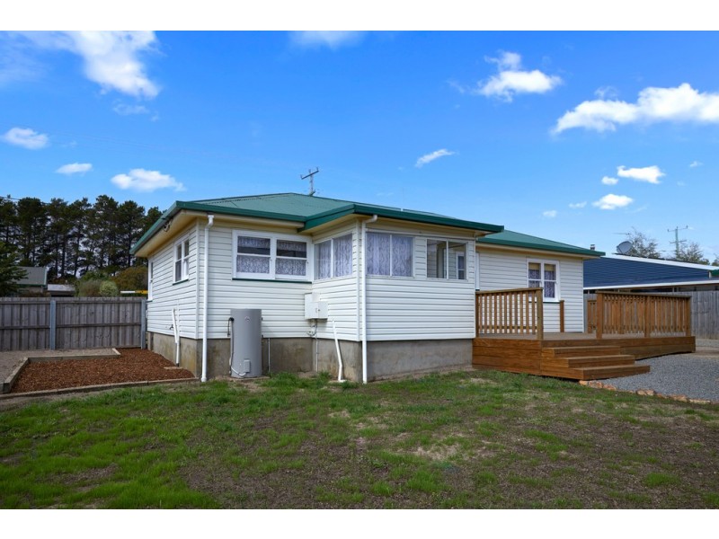 26 Main Street, Cressy TAS 7302