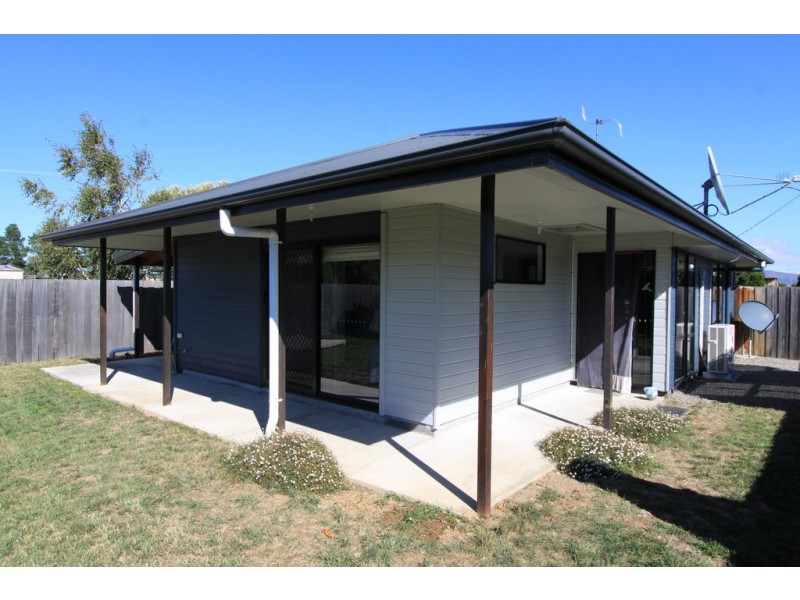 15 Gray Street, Avoca TAS 7213