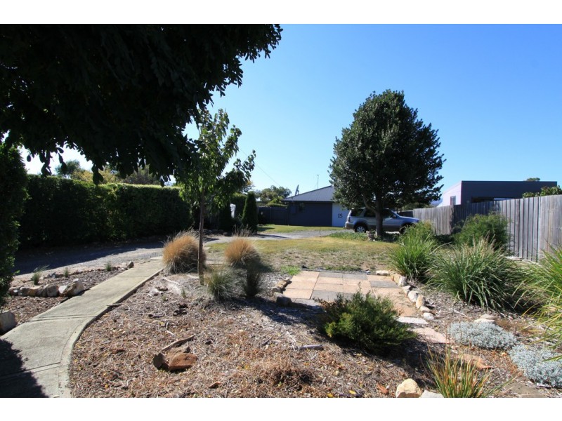 15 Gray Street, Avoca TAS 7213