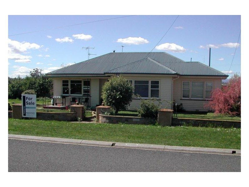 13 Howick Street, Longford TAS 7301