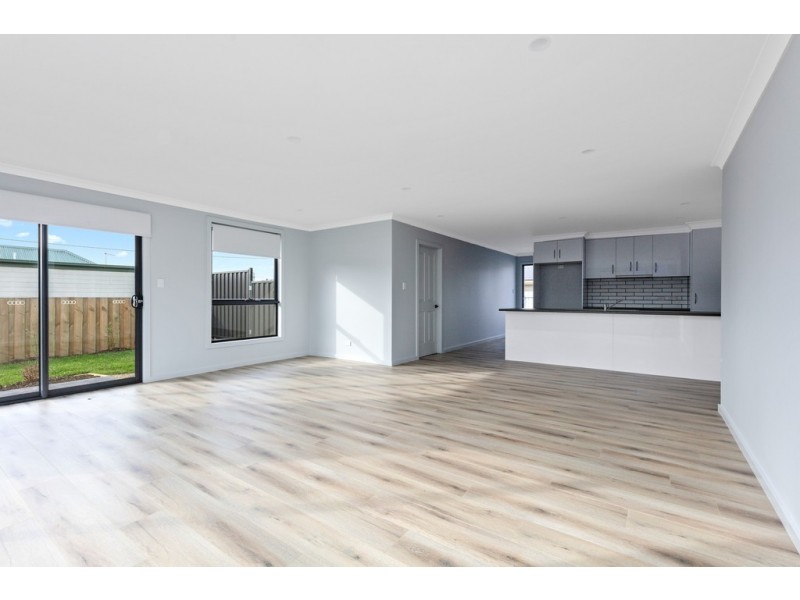 2/21a Frederick Street, Perth TAS 7300