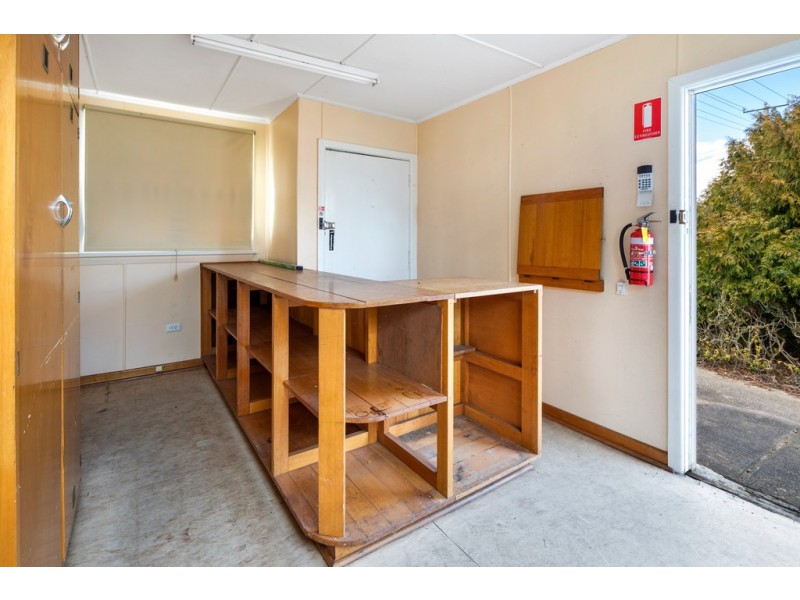 84 Main Street, Cressy TAS 7302