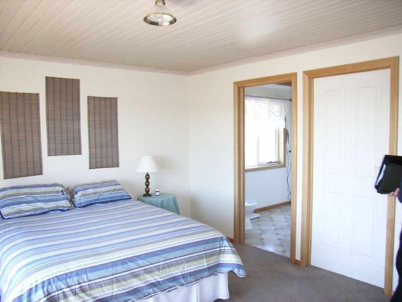 27-29 Badajos Street, Ross TAS 7209