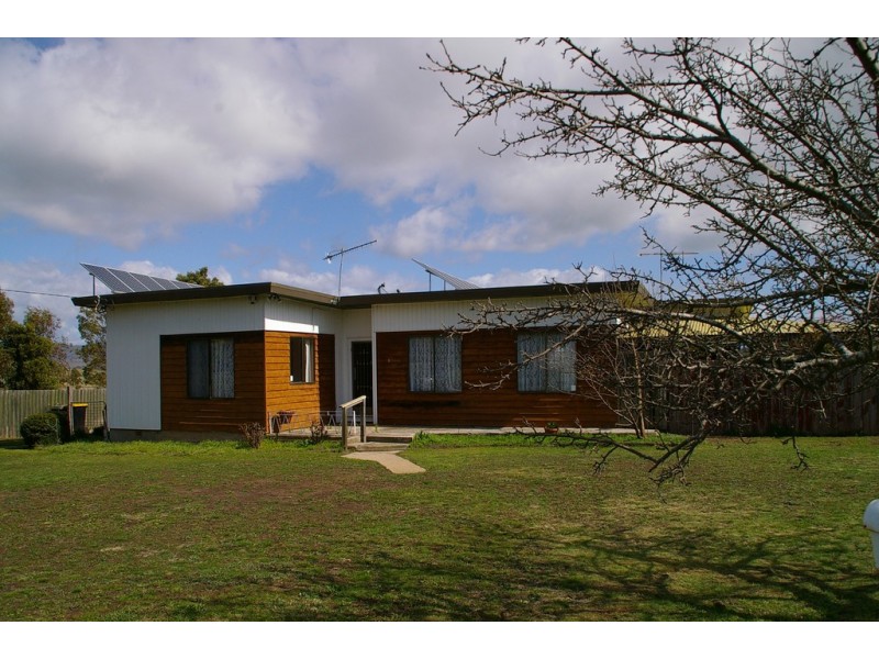 10 High Street, Campbell Town TAS 7210