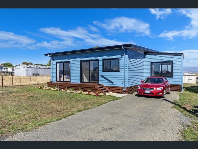 17 Saundridge Road, Cressy TAS 7302