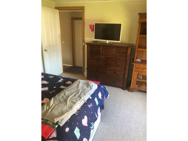 5 Bond Street, Ross TAS 7209