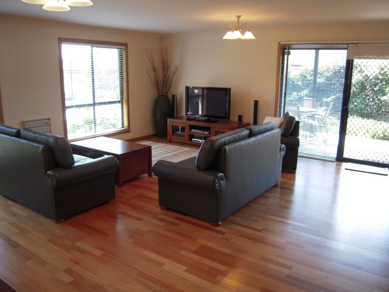 2/4 Monica Place, Perth TAS 7300