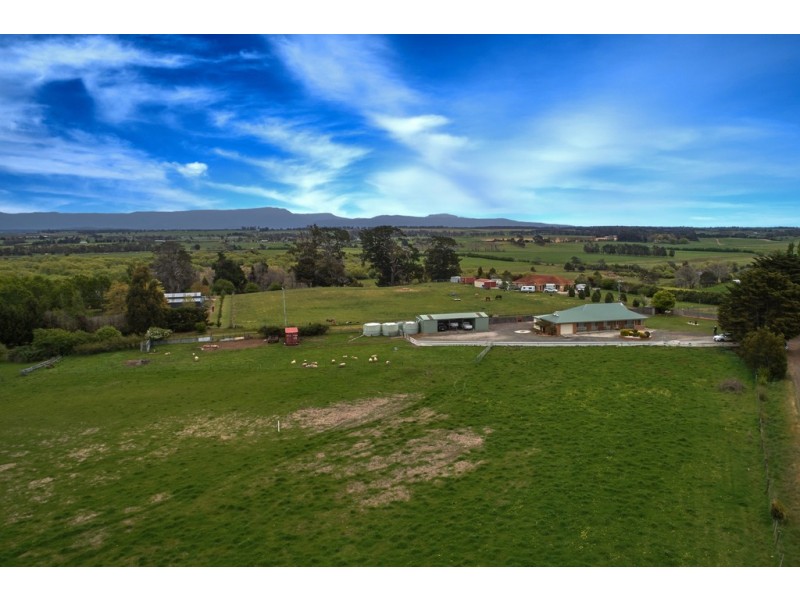 948 Pateena Road, Longford TAS 7301