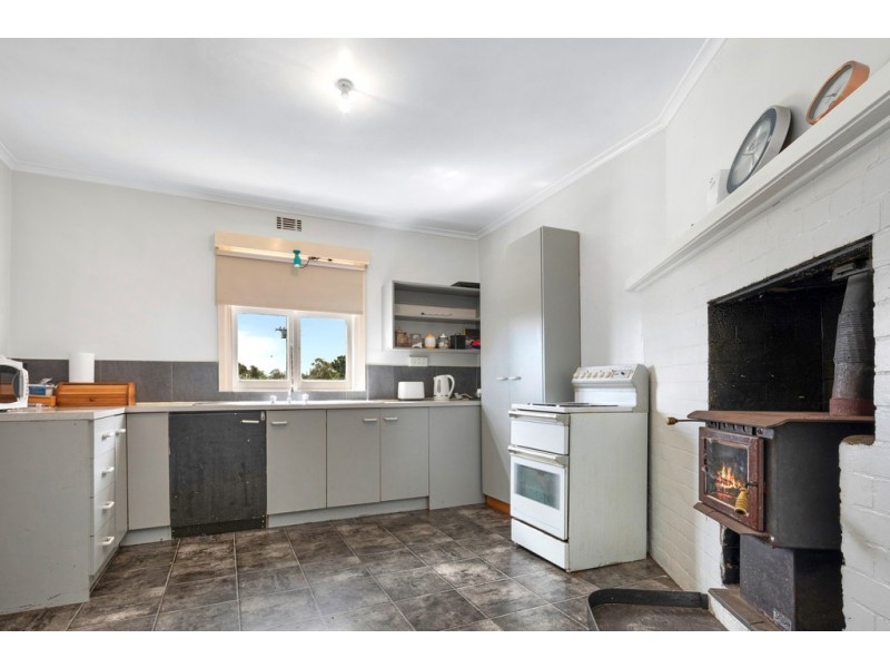 8 High Street, Campbell Town TAS 7210