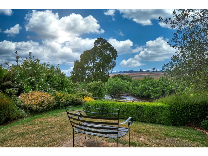 “Askaig” 262 Leighlands Road, Evandale TAS 7212