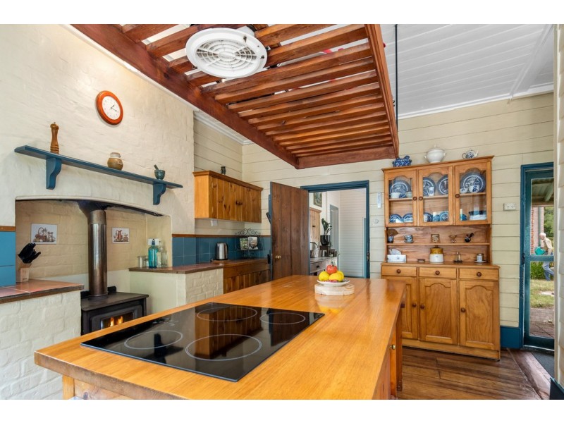1393 Saundridge Road, Cressy TAS 7302