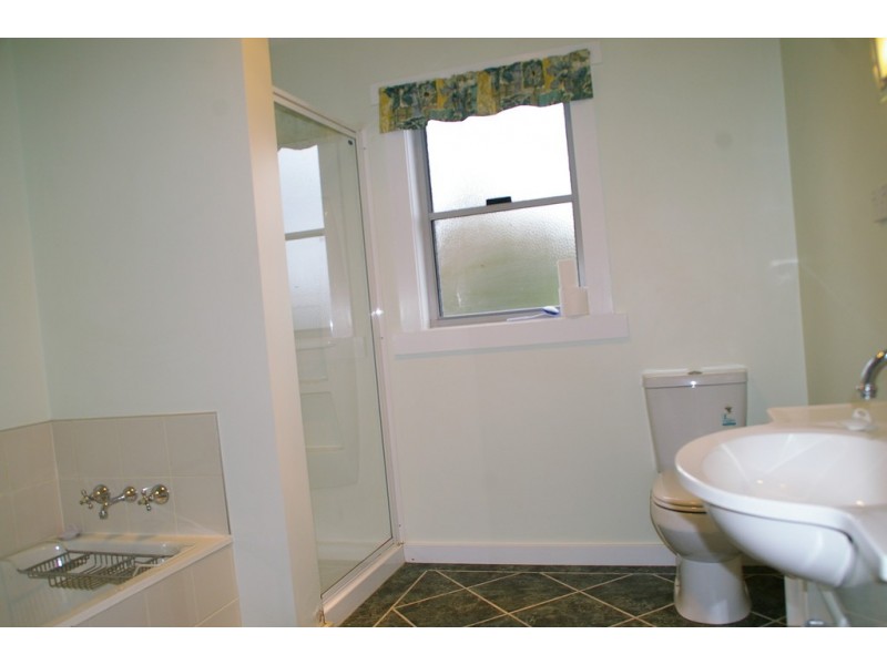 1 West Street, Campbell Town TAS 7210