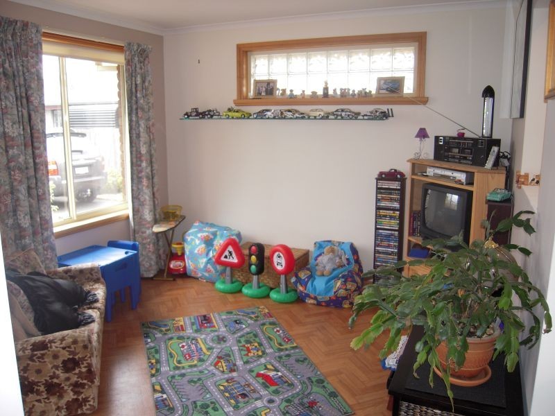 11 Queen Street, Westbury TAS 7303