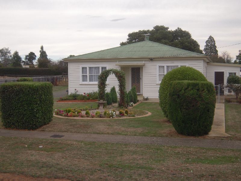 14 Taylor Street, Westbury TAS 7303