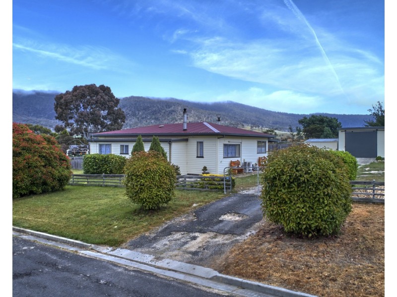 14-16 Gray Street, Fingal TAS 7214