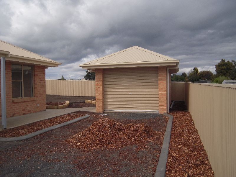 Unit 1/6 Jetson Court, Cressy TAS 7302