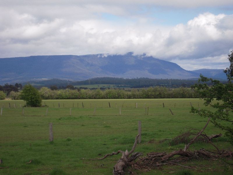 Unit 1/6 Jetson Court, Cressy TAS 7302