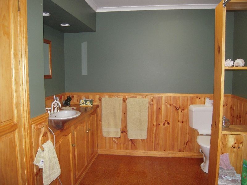 24 Churchill Street, Avoca TAS 7213