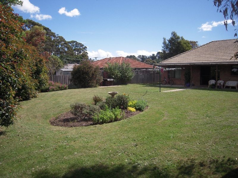 11 Banksia Grove, Perth TAS 7300