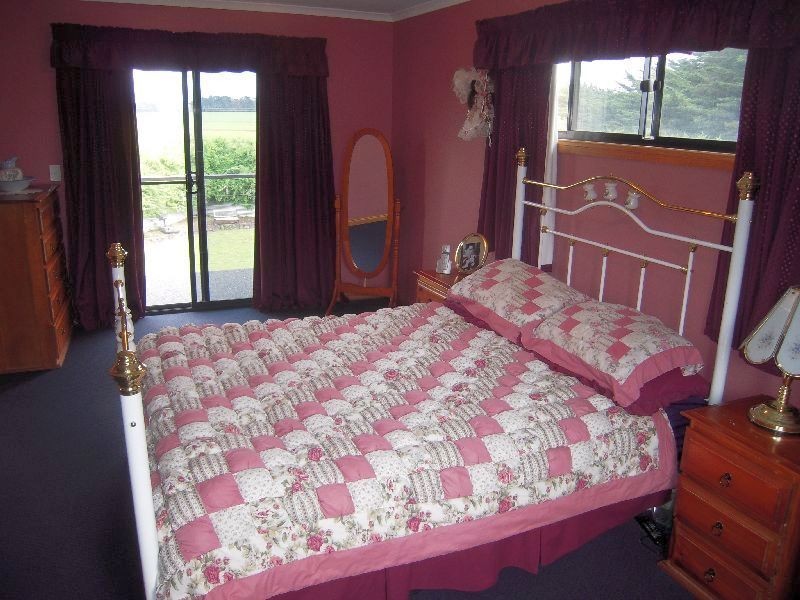 36 Archer Street, Cressy TAS 7302