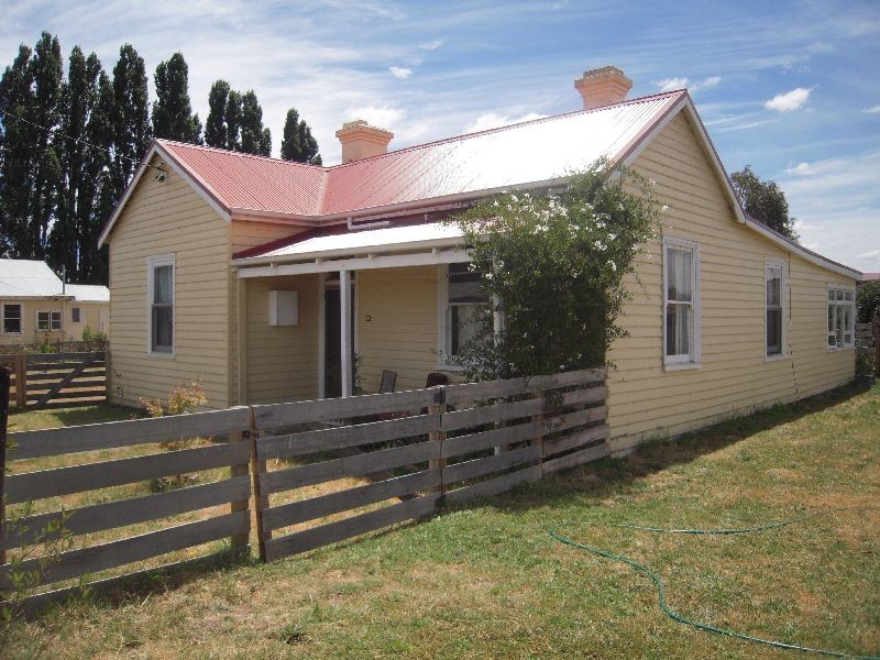 52 Montagu Street, Campbell Town TAS 7210
