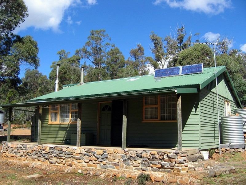 2 Larner Parade – Morass Bay, Arthurs Lake TAS 7030