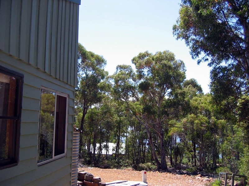 2 Larner Parade – Morass Bay, Arthurs Lake TAS 7030