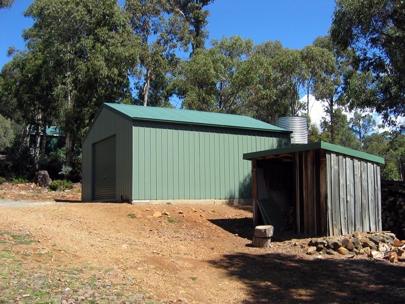 2 Larner Parade – Morass Bay, Arthurs Lake TAS 7030