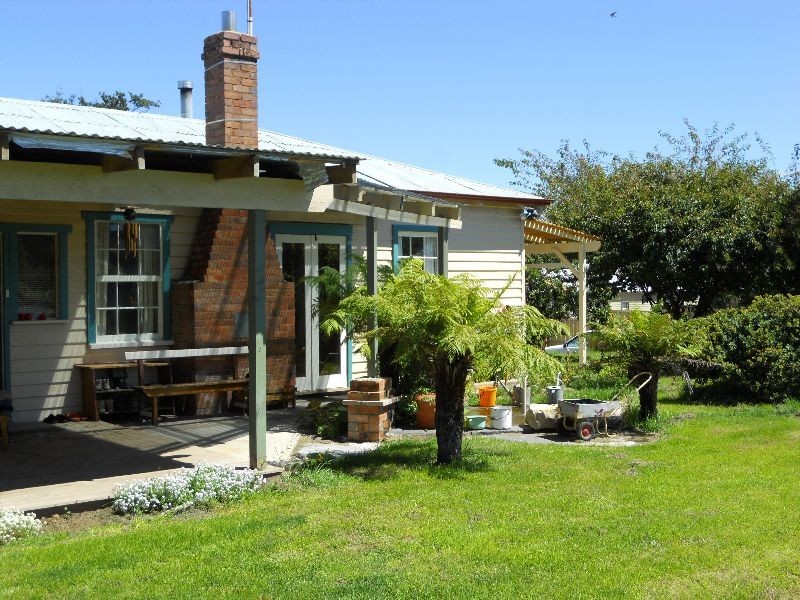 17 Arthur Street, Avoca TAS 7213