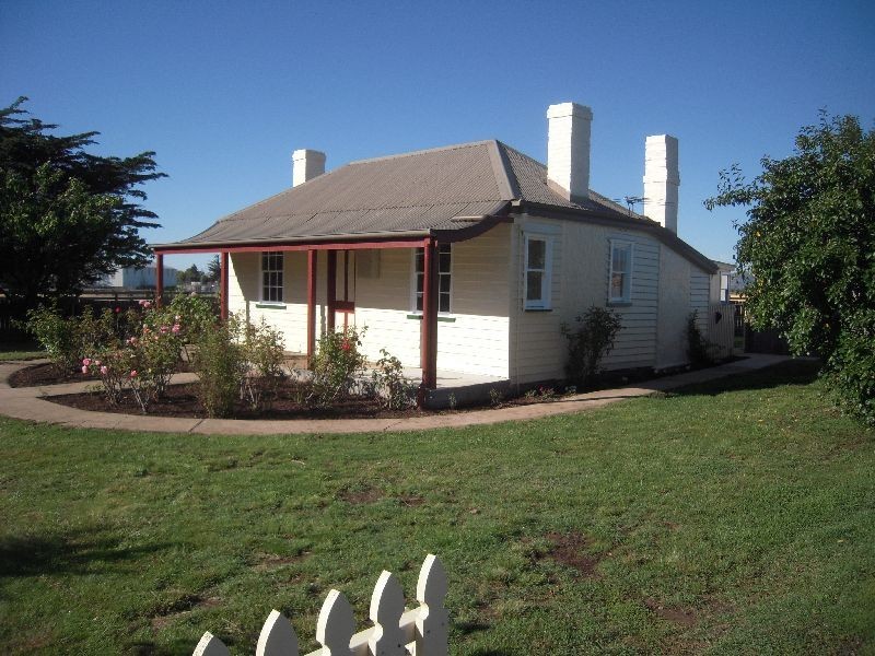 24 High Street, Campbell Town TAS 7210