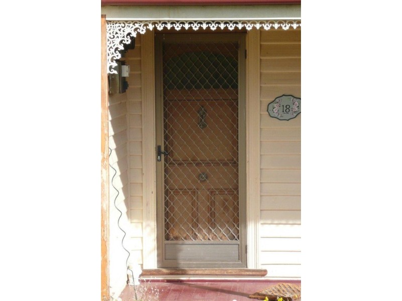 18 Blenheim Street, Avoca TAS 7213
