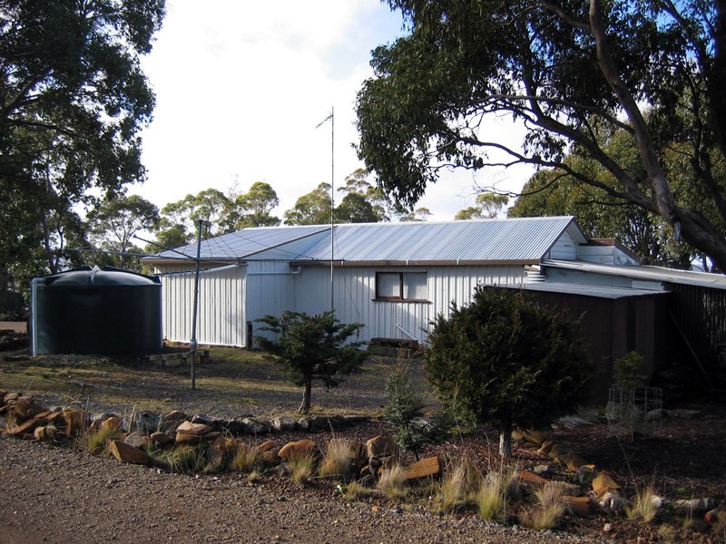 16 Middle Brandum Crescent, Brandum TAS 7304
