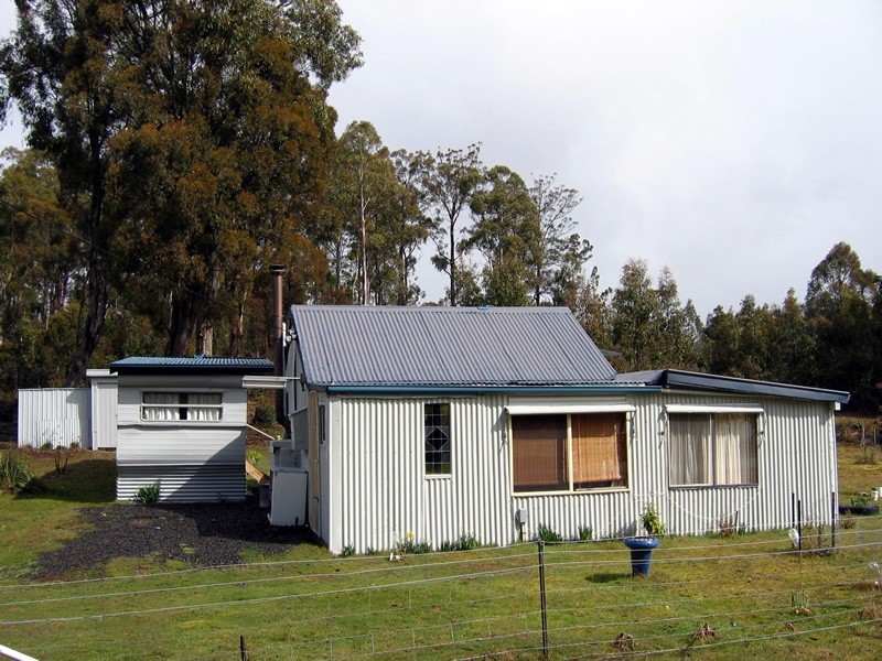 196 Bradys Lake Road, Bradys Lake TAS 7140