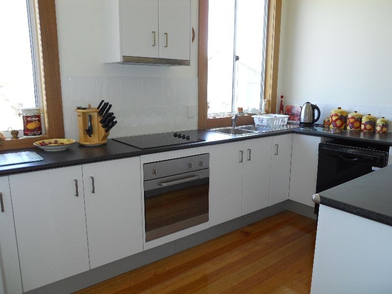 19 Macquarie Street, Cressy TAS 7302