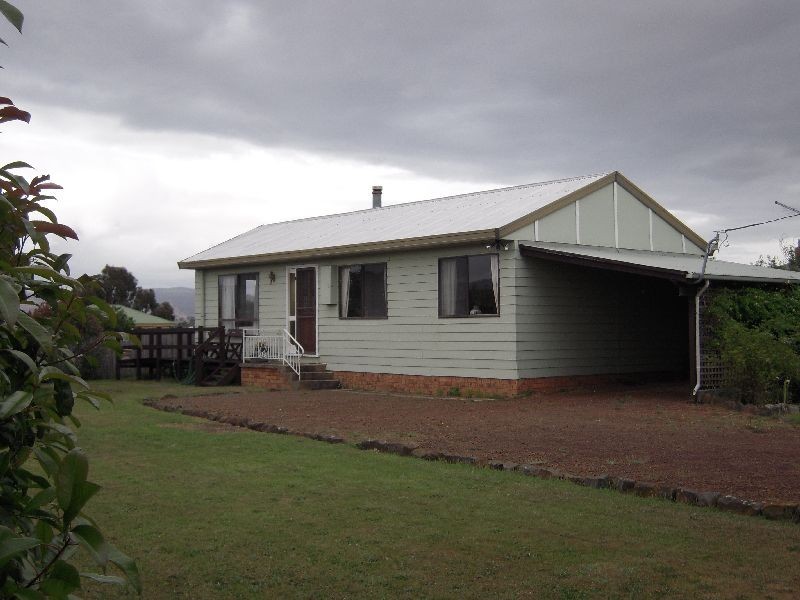 1 Harrison Street, Campbell Town TAS 7210