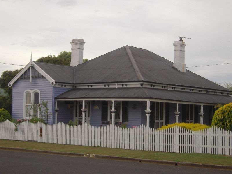 2 Church Street, Cressy TAS 7302