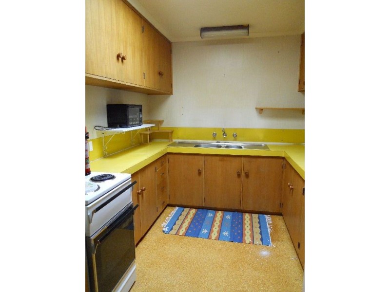 2/4 William Street, Westbury TAS 7303