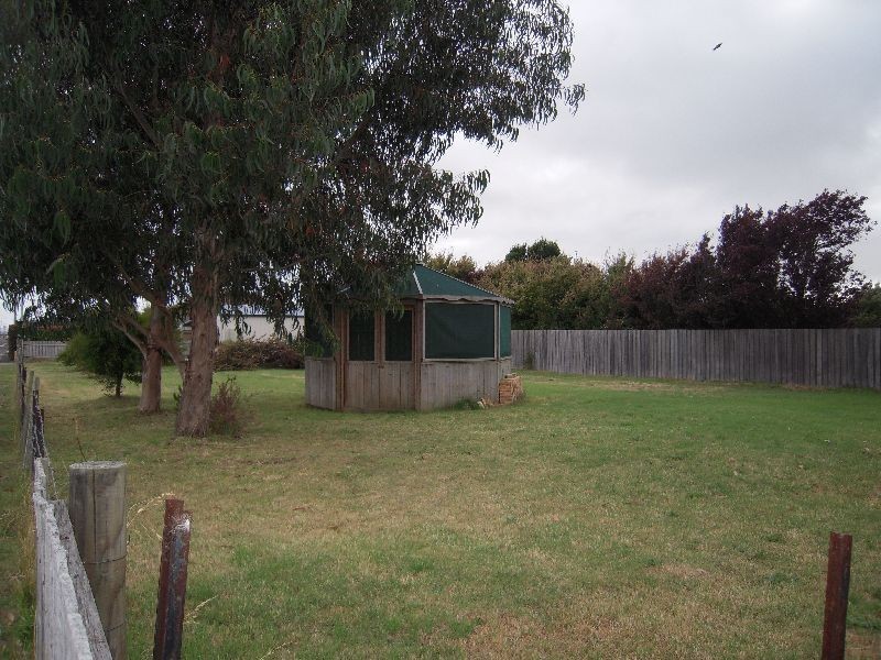 19 Murfett Street, Cressy TAS 7302