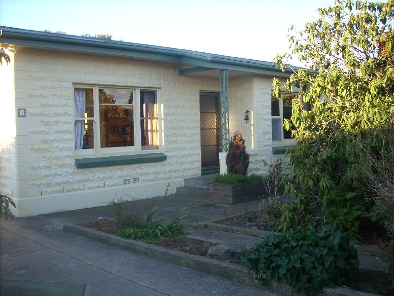 1 Drummond Crescent, Perth TAS 7300