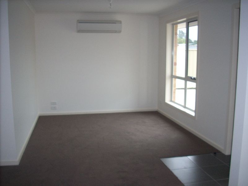 Unit 4, 3-5 Quamby Street, Westbury TAS 7303