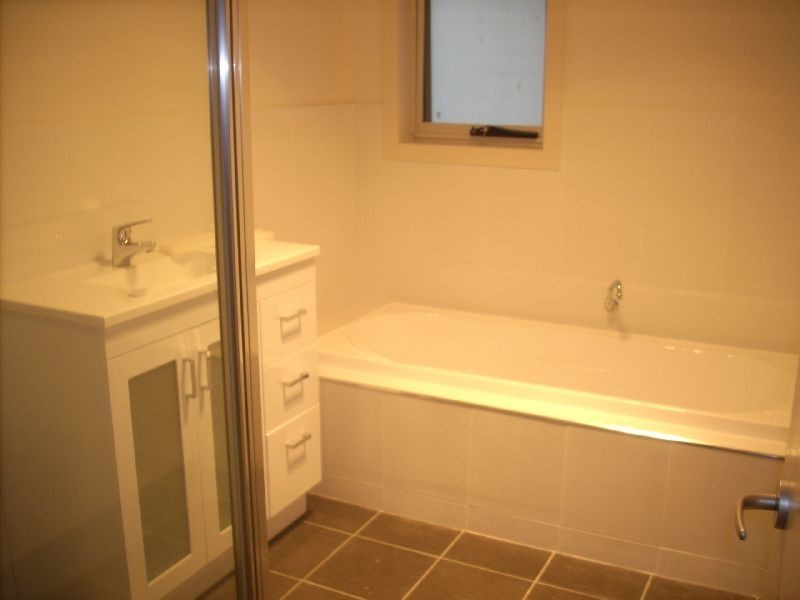 Unit 4, 3-5 Quamby Street, Westbury TAS 7303