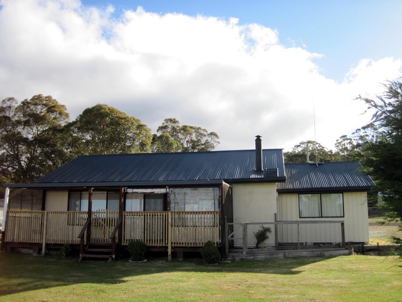 16 Fleming Drive, Miena TAS 7030