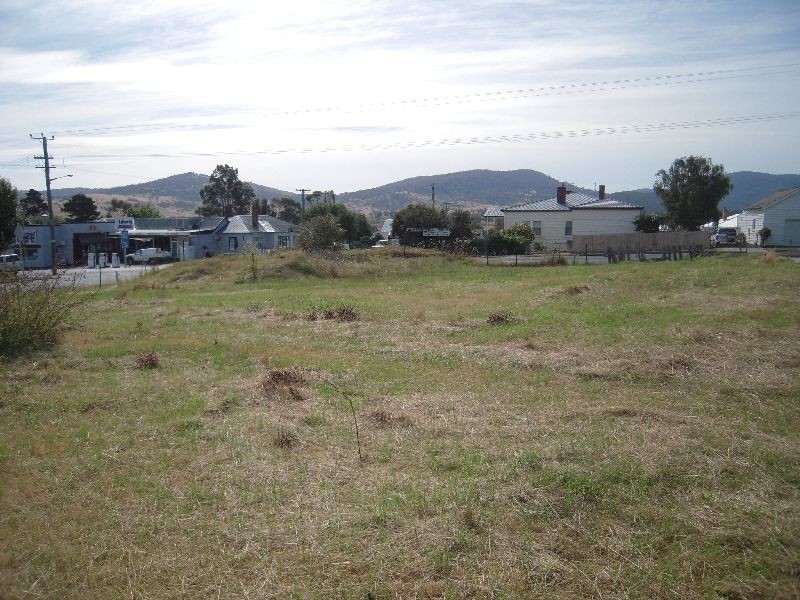 24 Falmouth Street, Avoca TAS 7213